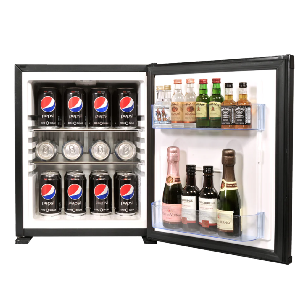 30 Liter Solid Door
H 19.7” x W 15.9” x D 18.1”